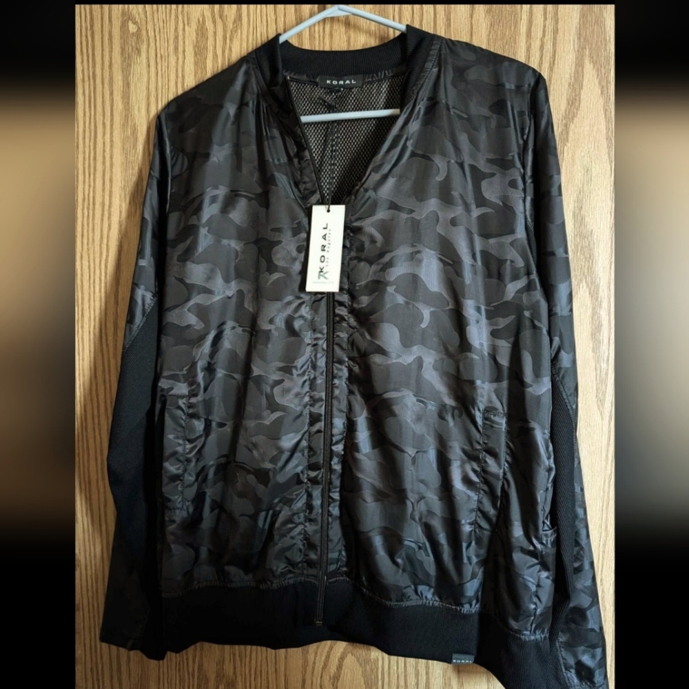Korel NWT Tonal-Print Volume Jacket Black Windbreaker